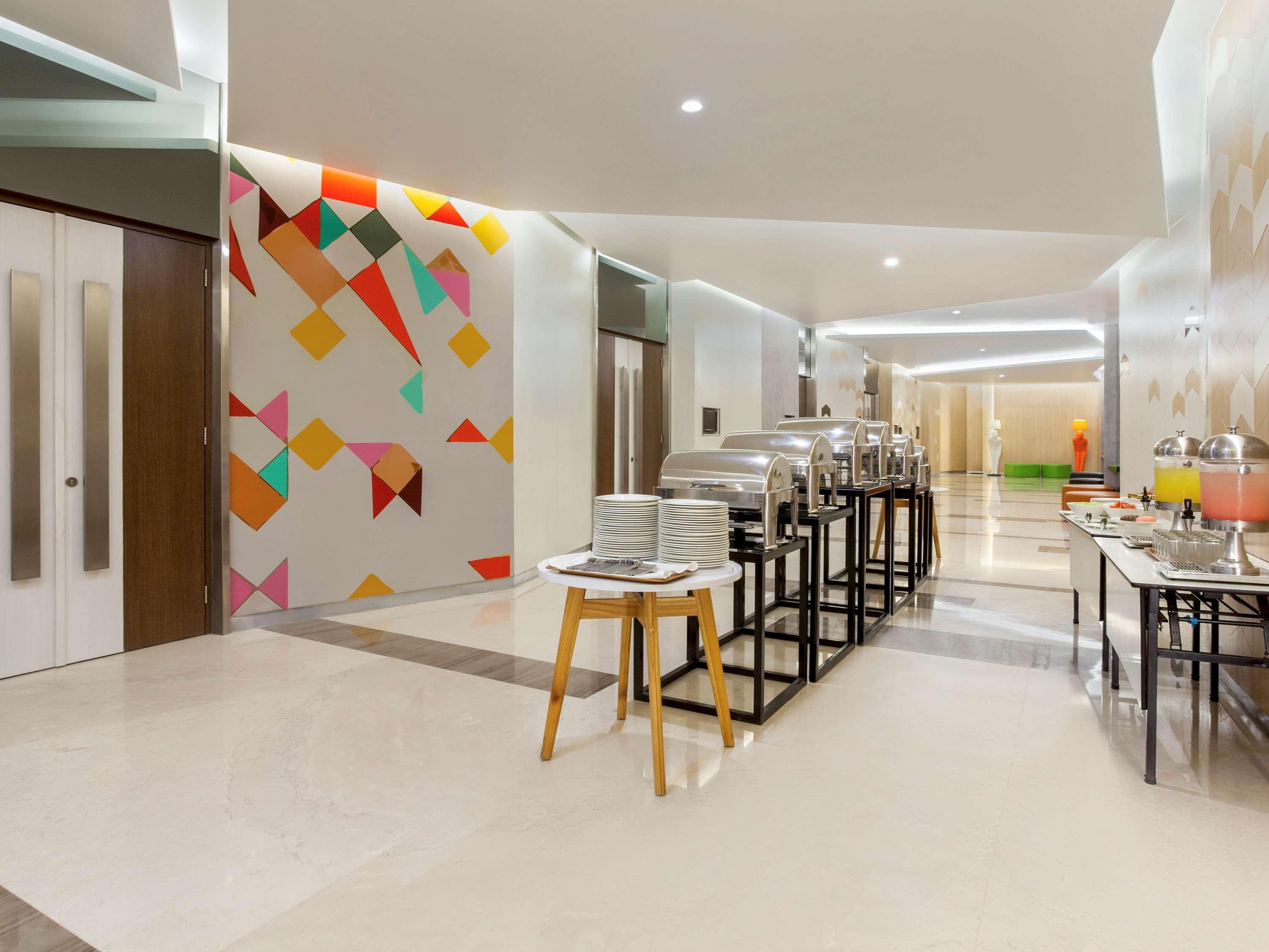 Ibis Styles Jakarta Sunter Exterior photo
