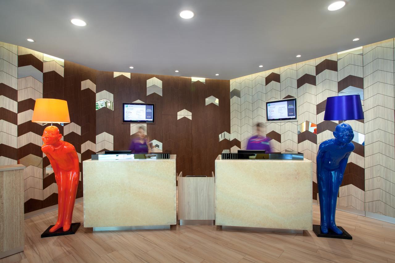 Ibis Styles Jakarta Sunter Exterior photo